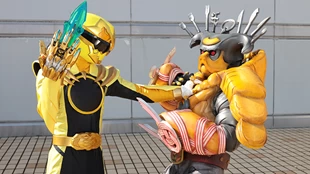 No.1 Sentai Gozyuger Episode 13 Sub Indo